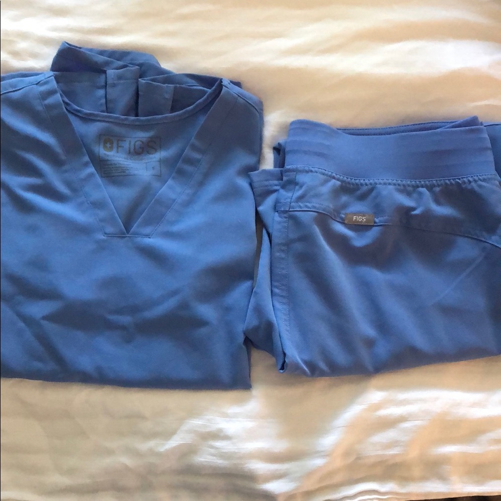 *NEW* FIGS Scrubs